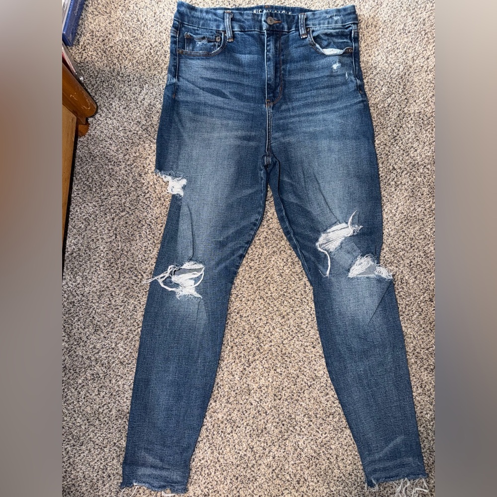 American Eagle Outfitters Curvy Distressed Jeggings